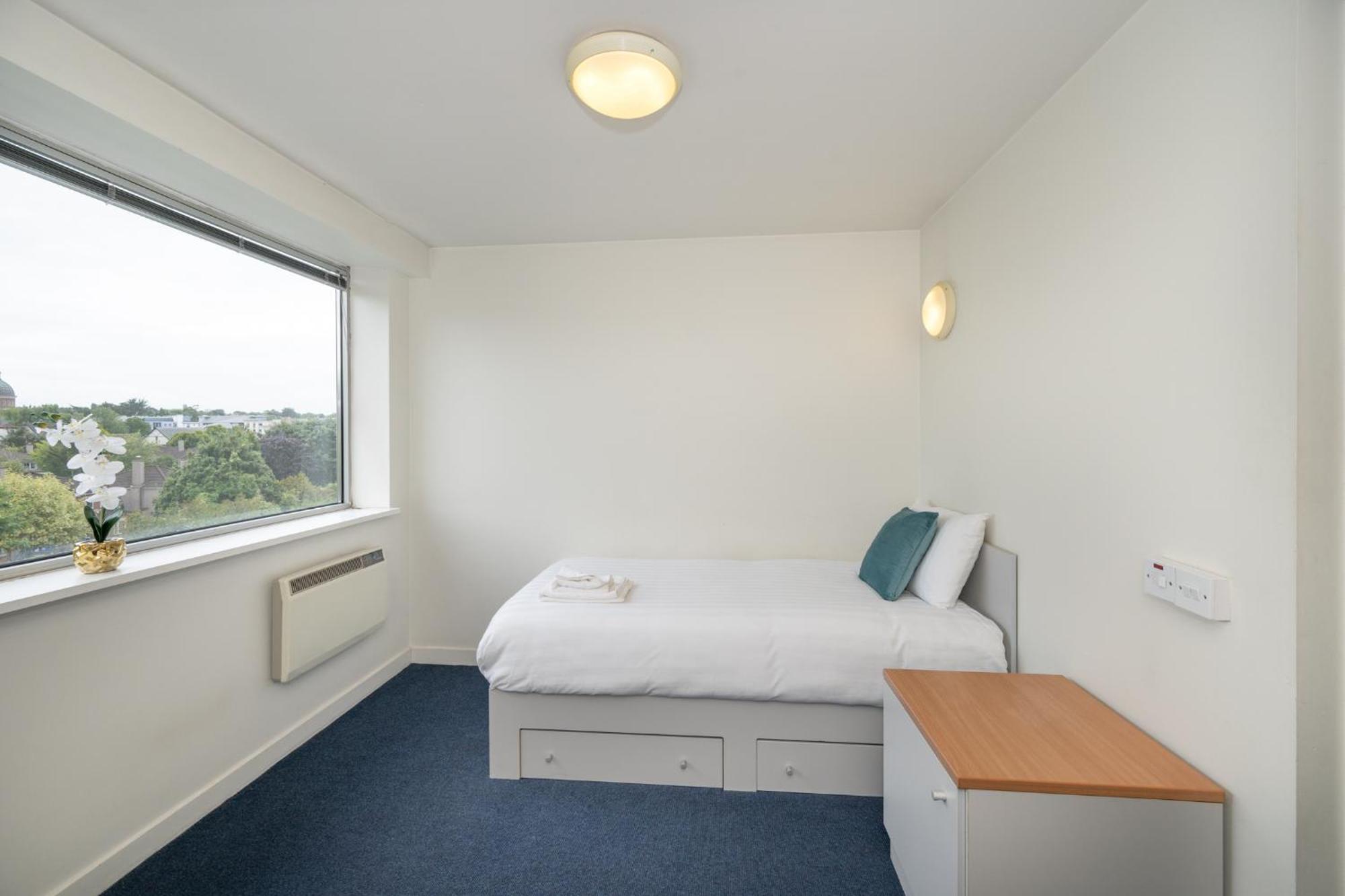 Victoria Mills - Ucc Summer Beds Корк Екстер'єр фото