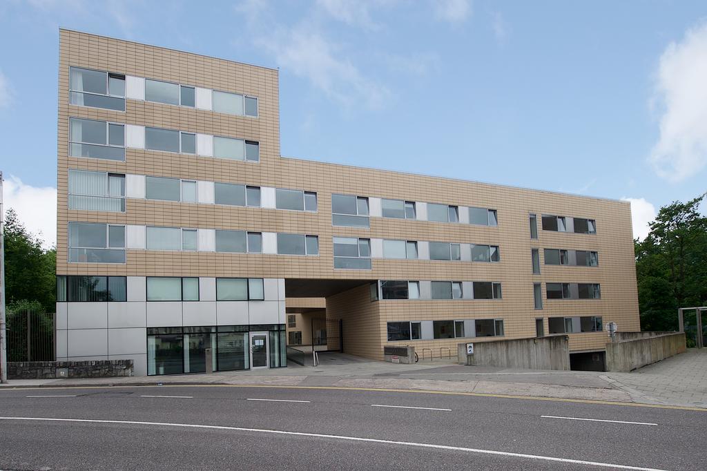 Victoria Mills - Ucc Summer Beds Корк Екстер'єр фото